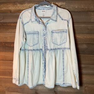 Bibi Snap Down Peplum Washed Light Denim Shirt Women’s Size XL NWT